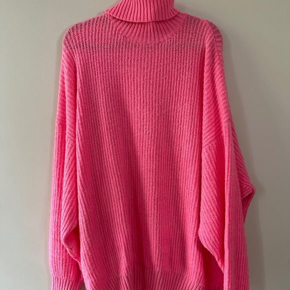 Missguided Oversized Hot Pink Sweater - Picture 1 of 5